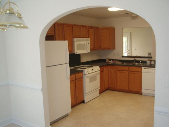 Red Kitchen? :  wedding PC060052