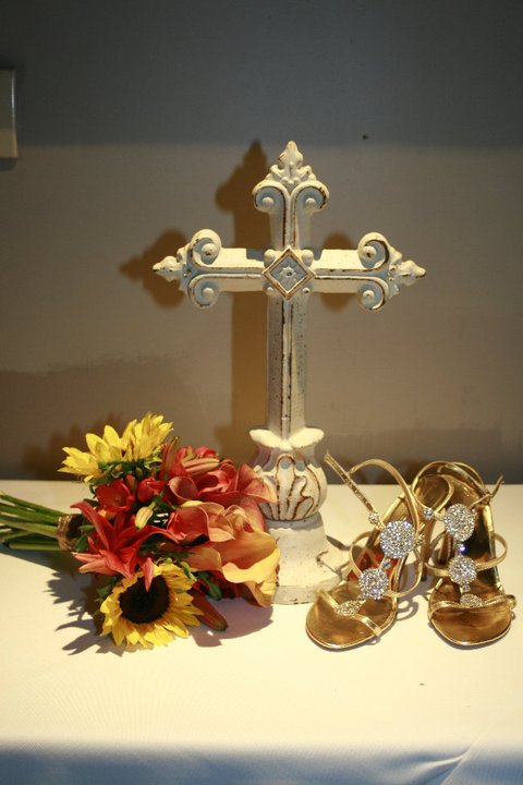 It's Too Quiet In Here!! Roll Call!! :  wedding Shoes.flowers