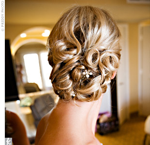 Need hair inspiration, please! : wedding long hair chapel veil hair Low Curly Bun