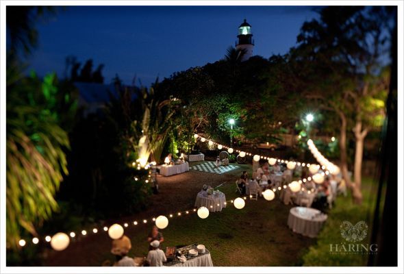 Anybody marry at the Hemingway House in Key West? :  wedding 0018