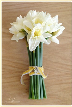 My Wedding Bouquet... and show me yours! Mockups, actual bouquet, inspirations.. :  wedding flowers bouquet Affordablediybouquet 3