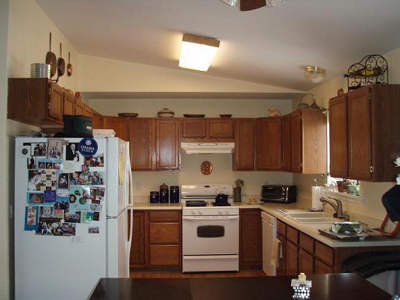 House pictures : wedding house 4Kitchen