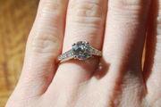 Anyone else have an heirloom engagement ring? :  wedding Ering1