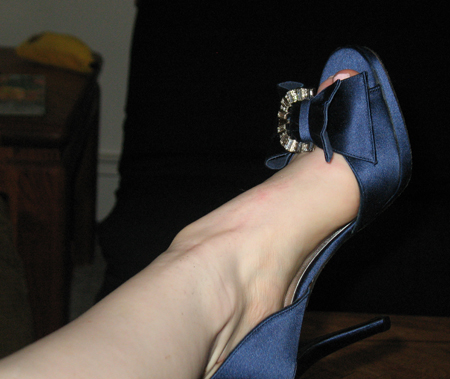 Can I see your blue shoes? :  wedding Shoeonfoot1