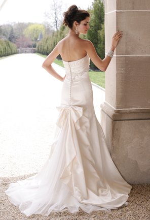 Camille La Vie Wedding Gown 400 posted 9 months ago in Wedding Dress