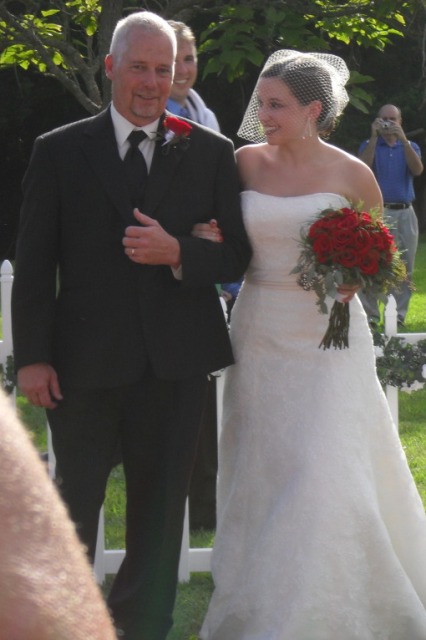 Pear shaped & hourglass brides - lets see real pics of your dress! :  wedding 046