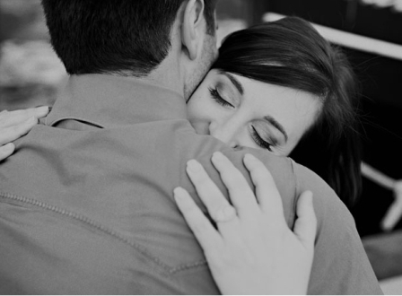 Your favorite photo? (engagement or wedding) :  wedding Mga3