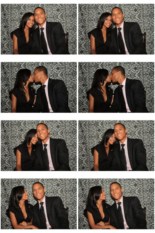 DIY Photobooth - review : wedding photobooth fauxtobooth guestbook 20100808 202653