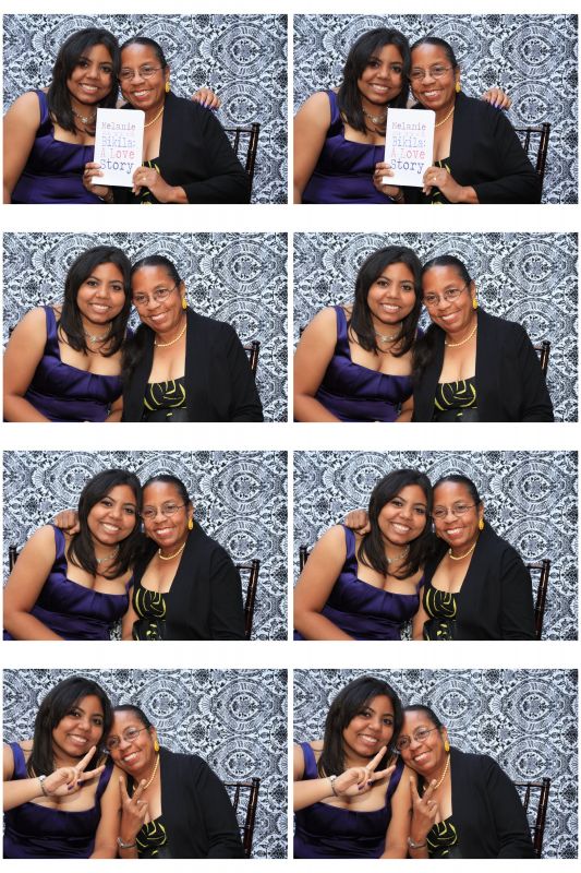 DIY Photobooth - review : wedding photobooth fauxtobooth guestbook Ash Aunti Photo