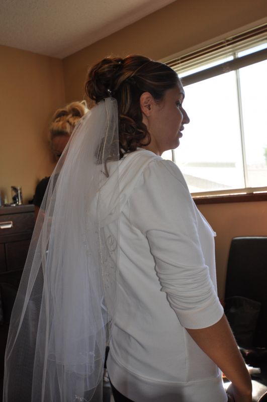 Half up half down wedding hair styles their veils wedding DSC 0082