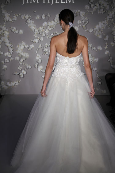 Need help finding these designer dresses on a budget :  wedding jim hjelm designer dress budget 8014 X1