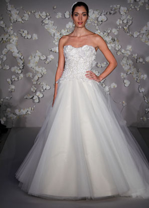 Need help finding these designer dresses on a budget :  wedding jim hjelm designer dress budget 8014 X3