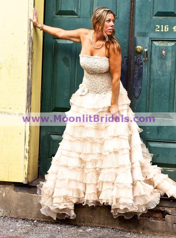 New Custom Made Designer Bridal Gown - With Or W/out Detachable Train : wedding new designer bridal gown with detachable train strapless a line purple dress reception S 0