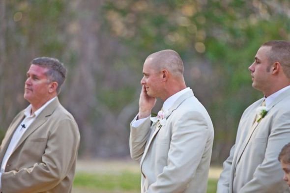 I've got more PRO pics ladies!!! :) :  wedding 25856 1200058816243 1671733371 386057 1113188 N