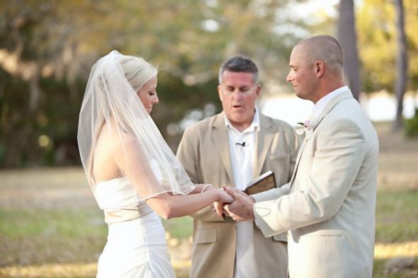 I've got more PRO pics ladies!!! :) :  wedding 25856 1200058936246 1671733371 386060 1031024 N