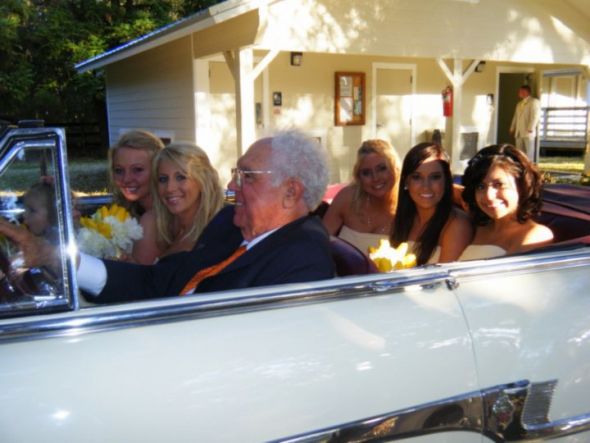 OMG...I'm married?! :  wedding 26351 1179165293918 1671733371 350715 6174533 N