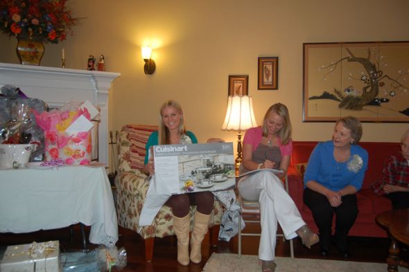 Look @ what my hunny made for me! & pictures from bridal shower!! :) :  wedding DSC 2134