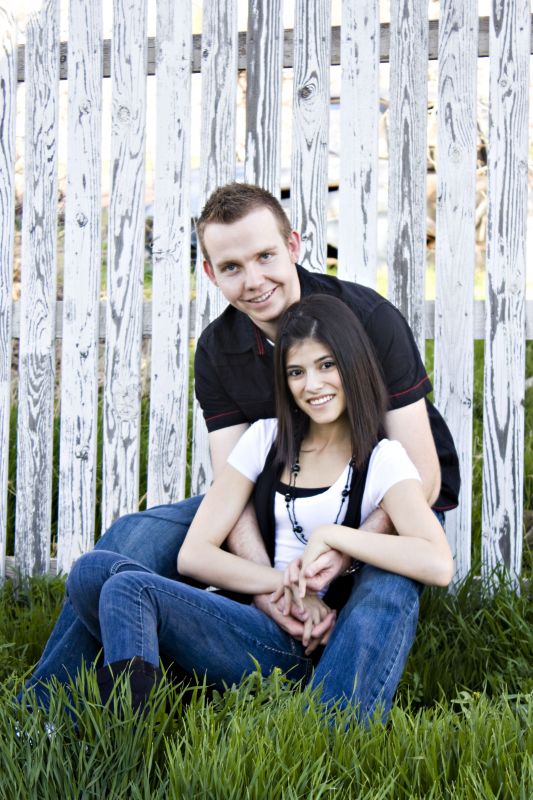 What did you wear for your e-pics? I'm too indecisive! : wedding engagement pictures outfit clothes e pics photos MG 2182