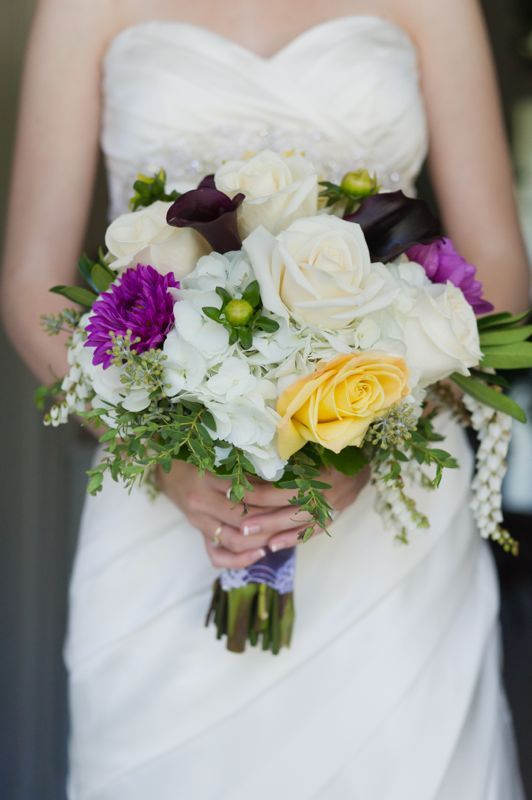 Bio of the Week  :  wedding features Pd0125