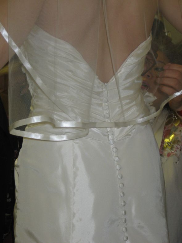 Pictures from my 2nd fitting! :  wedding Dresspictures 004
