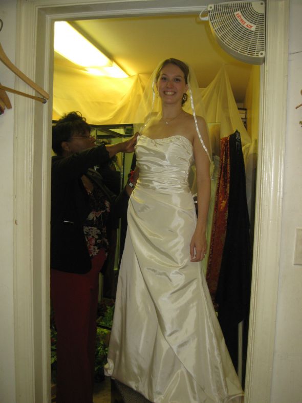 Pictures from my 2nd fitting! :  wedding Dresspictures 006