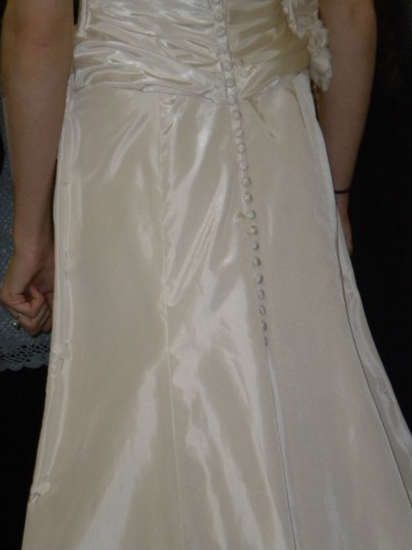 First dress fitting pictures! I love it and its not even started! :  wedding Mydress2