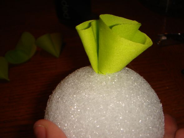 How to make fabric pomanders... :  wedding diy fabric pomanders Step 7