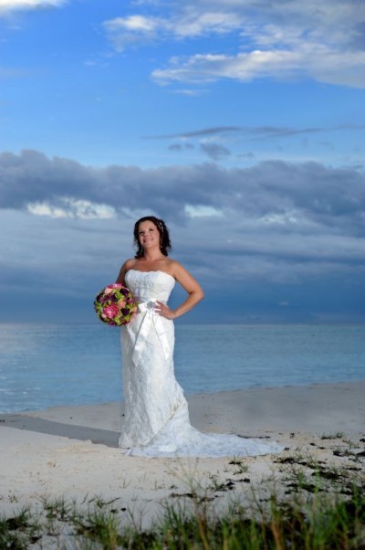 Petite brides-What dress are you wearing? :  wedding dress petite Oct 13 2010 419