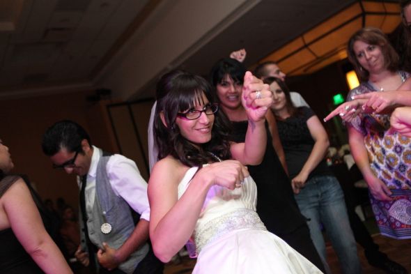 I have to join the fun and Show my pro pic of our Big day!! 8/14/2010 :  wedding 200911 952864 0464 900