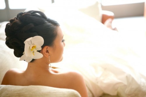 wedding hairstyles with orchids