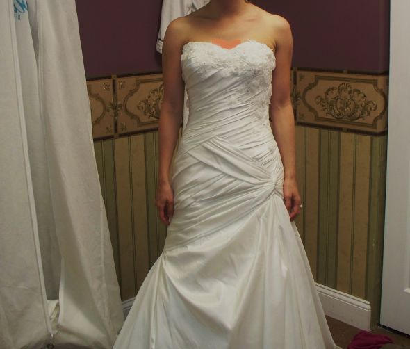 How would you change my dress? :  wedding alteration fitting dress rouching Sweetheart1