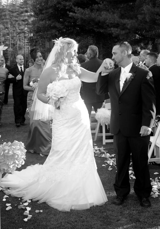 What were your favorite professional pictures from your big day? :  wedding best pics Burdzel 00160   Copy