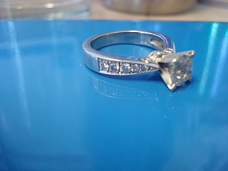 Let's give our rings some love :  wedding engagement rings diamonds New DSC03841