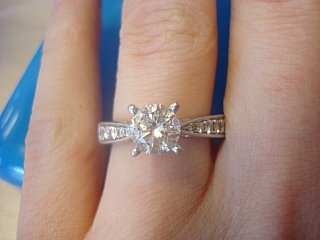 Let's give our rings some love :  wedding engagement rings diamonds New DSC03842