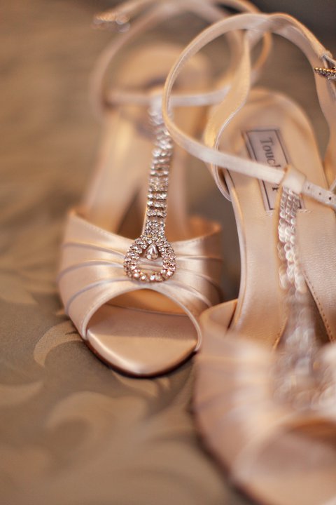 wedding dresses with colored shoes. them up immediately! Ivory