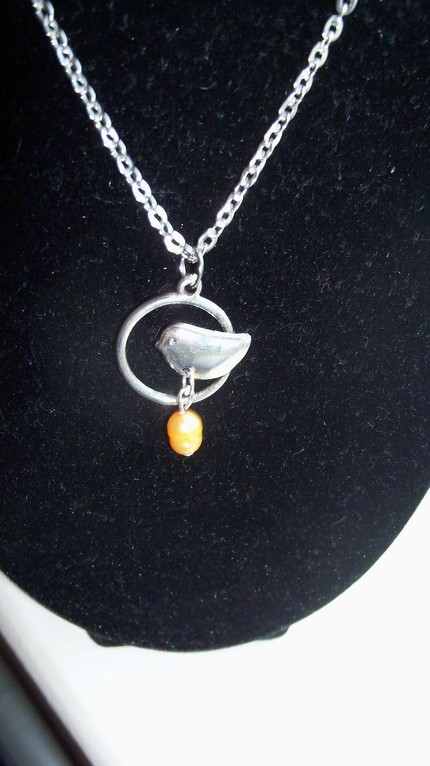 Shower hostess gifts :  wedding Bird Necklace Jwhiz