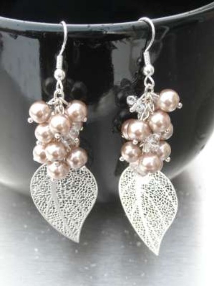 Shower hostess gifts :  wedding Leaf Earrings