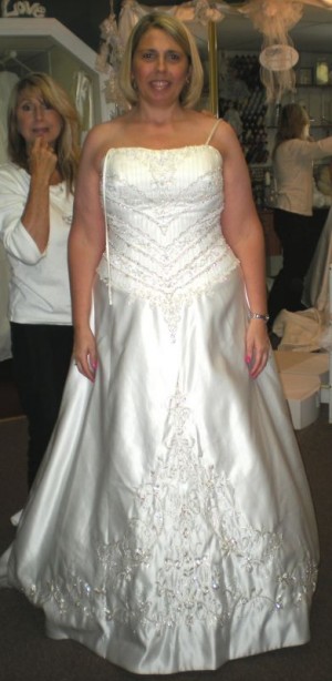 Straps or Strapless?? :  wedding dress straps on dress dress opinion Gown 6