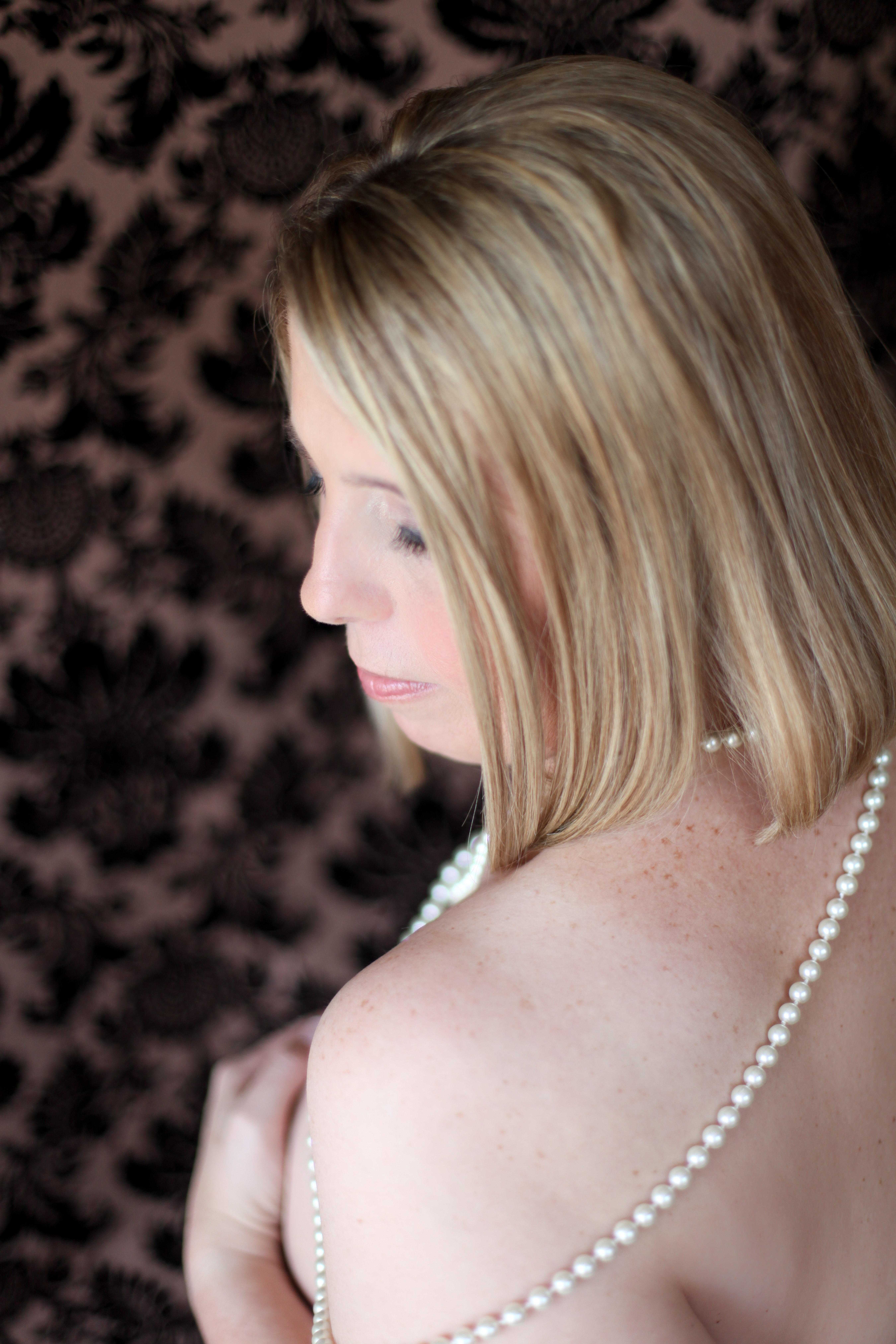 Plus size Boudoir POSES/Ideas/PICS/Help!?!? :  wedding boudoir sexy prop props wear pose poses shoot photography photographer Melissa 59