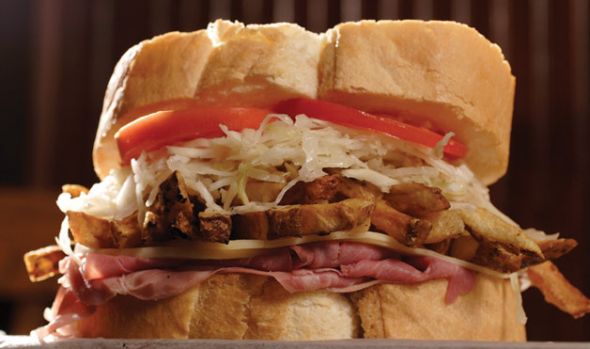 Does your city/state/region have any famous regional foods? :  wedding H Wd0409 Primanti Brothers