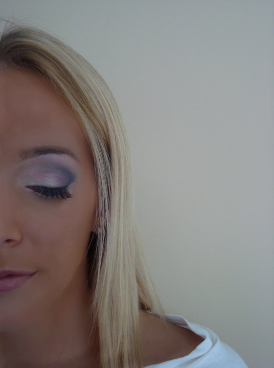 Airbrush trial today: which eye-shadow color theme? : wedding beauty beehive Pewter Eye Shadow