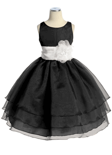 My flower girl dilemma :  wedding flower girl black frilly socks Flowergirl