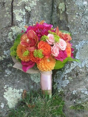 Are you having a white bouquet or a color bouquet? : wedding Flowers Bouquet