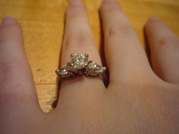 Ring Thread with a Twist! Please Help! :  wedding rings Ring1
