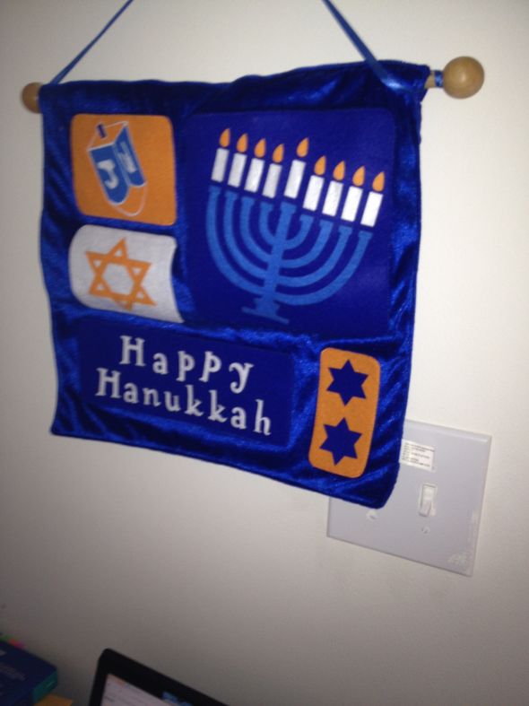 Hanukkah Decorations... I am SO LOST! :  wedding IMG 2554