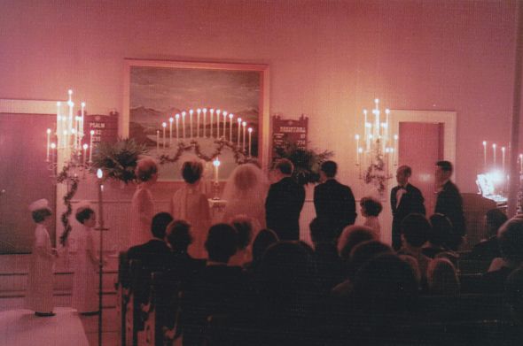 Do you have any pictures of your parents' wedding? : wedding 22 0008