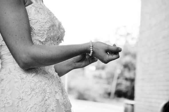 Brides who wore pearls...Let's seem em! :  wedding pearls Jones 279 Bw 