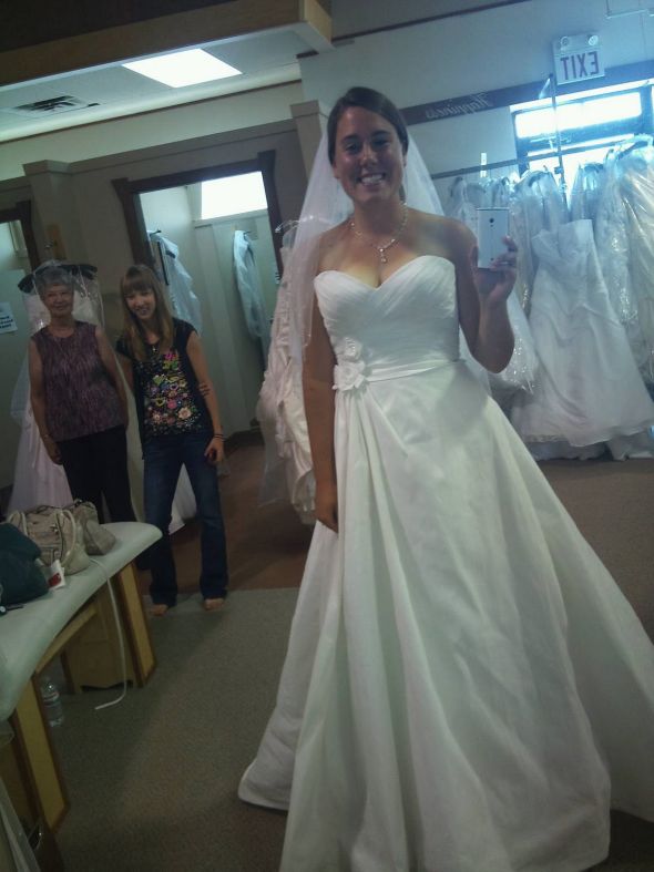 Post your WOW wedding dresses! :  wedding 2010 08 20 12.35.08