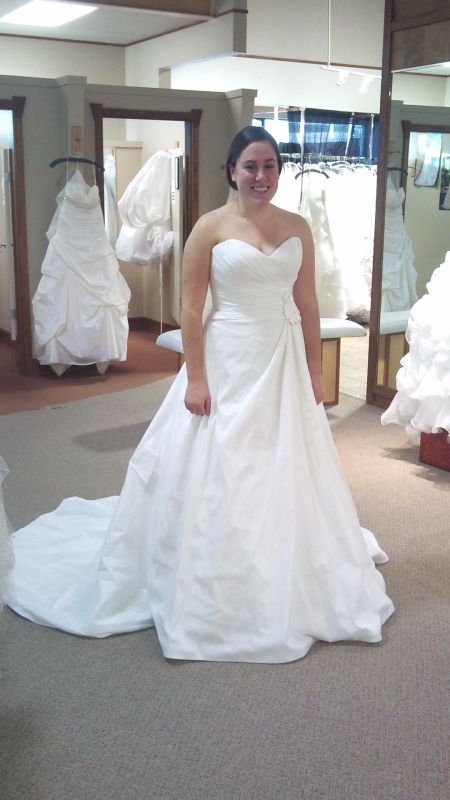 4 Sept Brides - Let's see your dresses and accessories!! :) :  wedding 2011 03 01 17.18.43