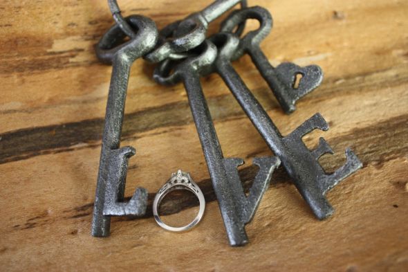 Let's see those rings :  wedding Image00001